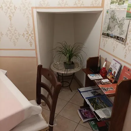 La Casa Del Sole Bed & Breakfast 3*